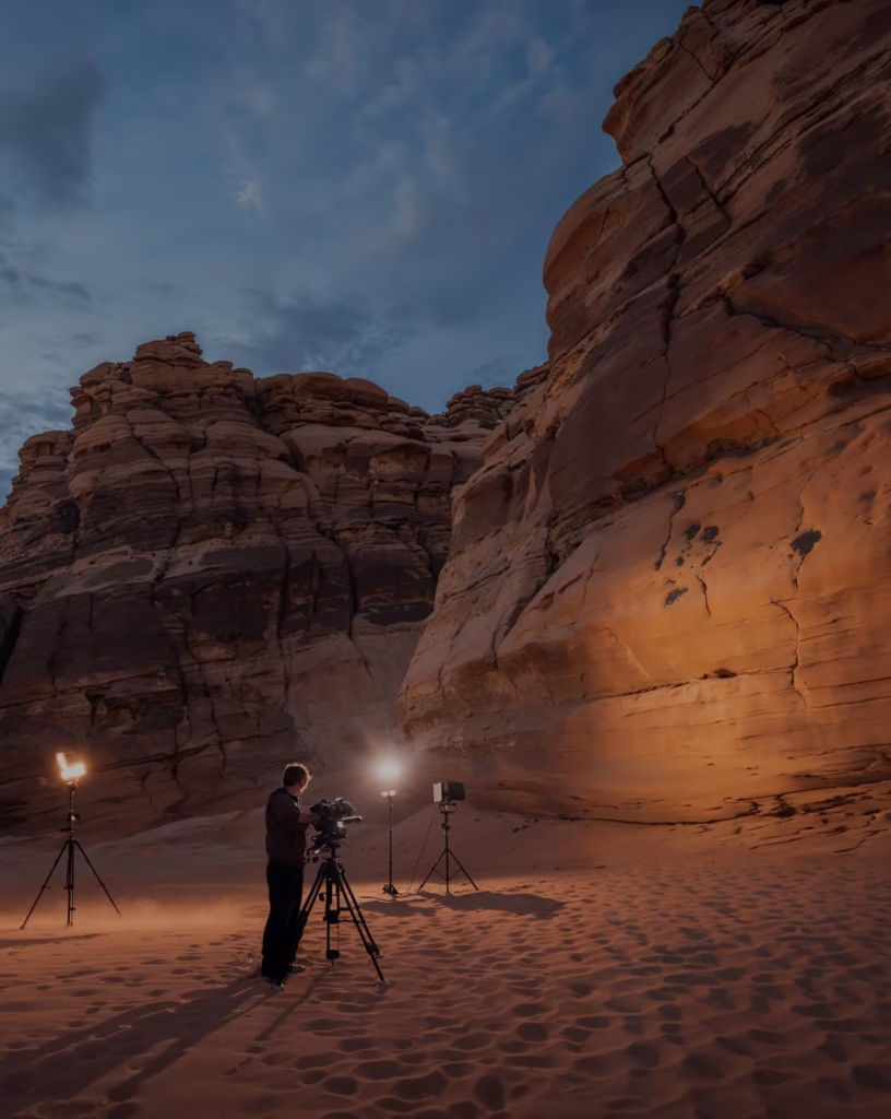 680b8779c2b65b3374ae6387_current-positions-cinemaflow-webflow-template